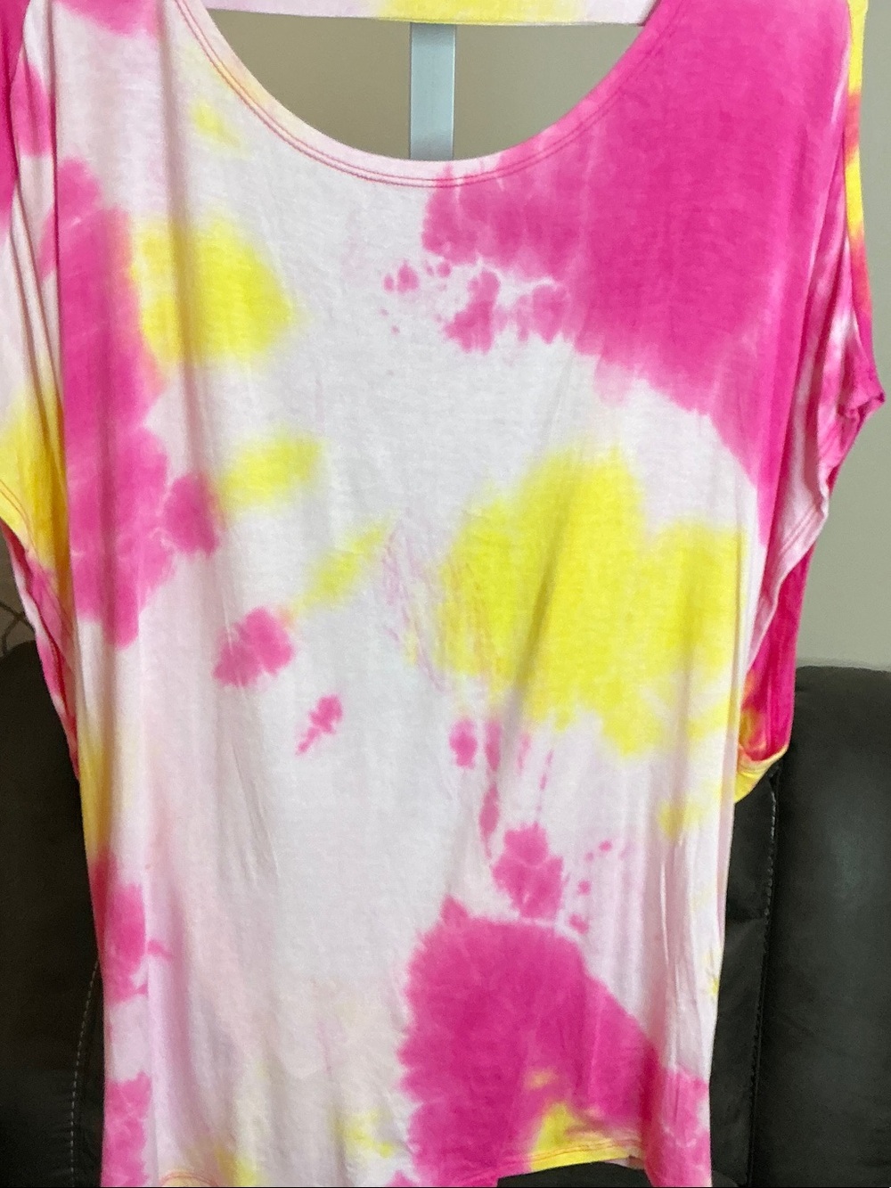 Women's Pink & Yellow Tie-Dye Scoop Neck Tee